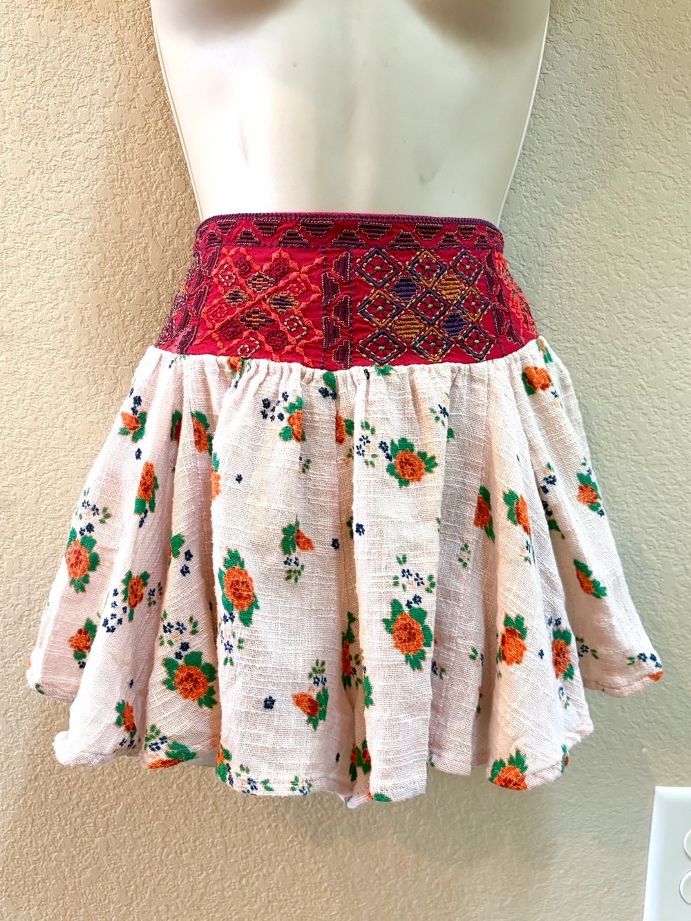 Like New Free People Boho Flowy Shorts